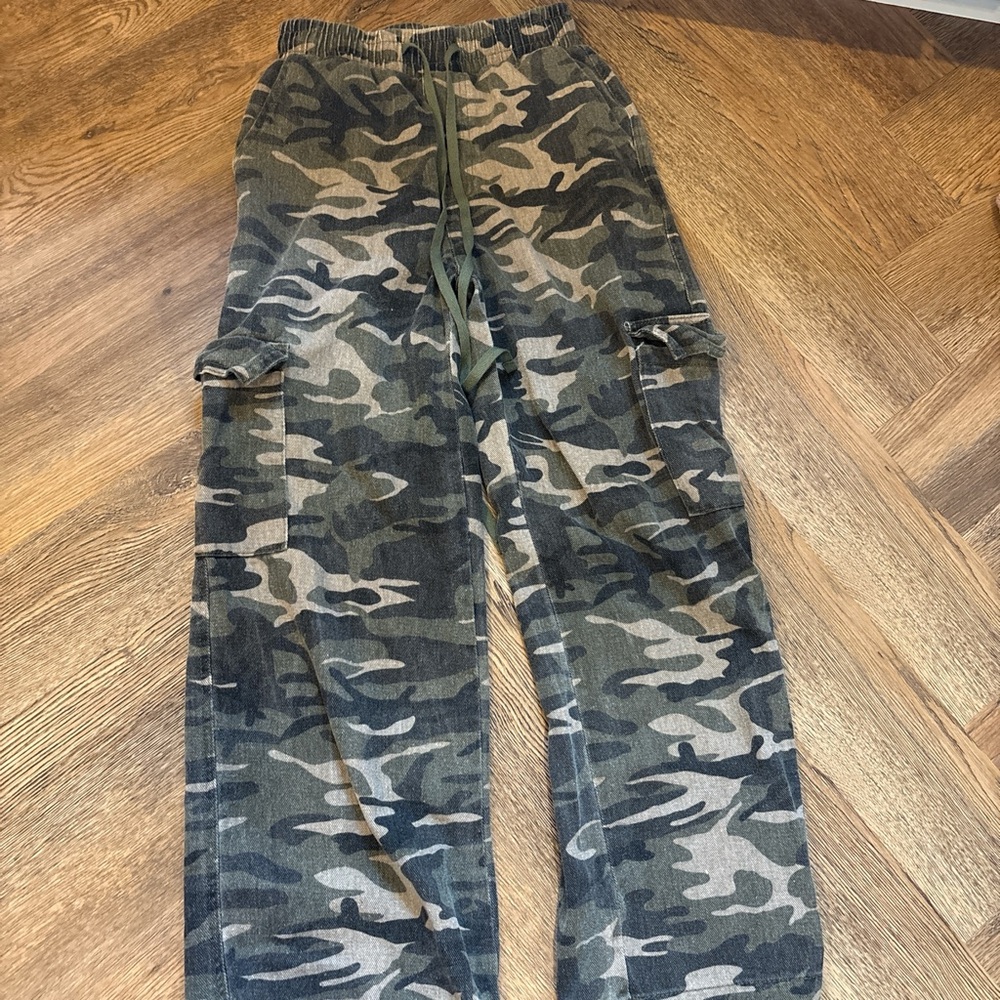 Amazon Women's Camouflage Straight Leg Jeans